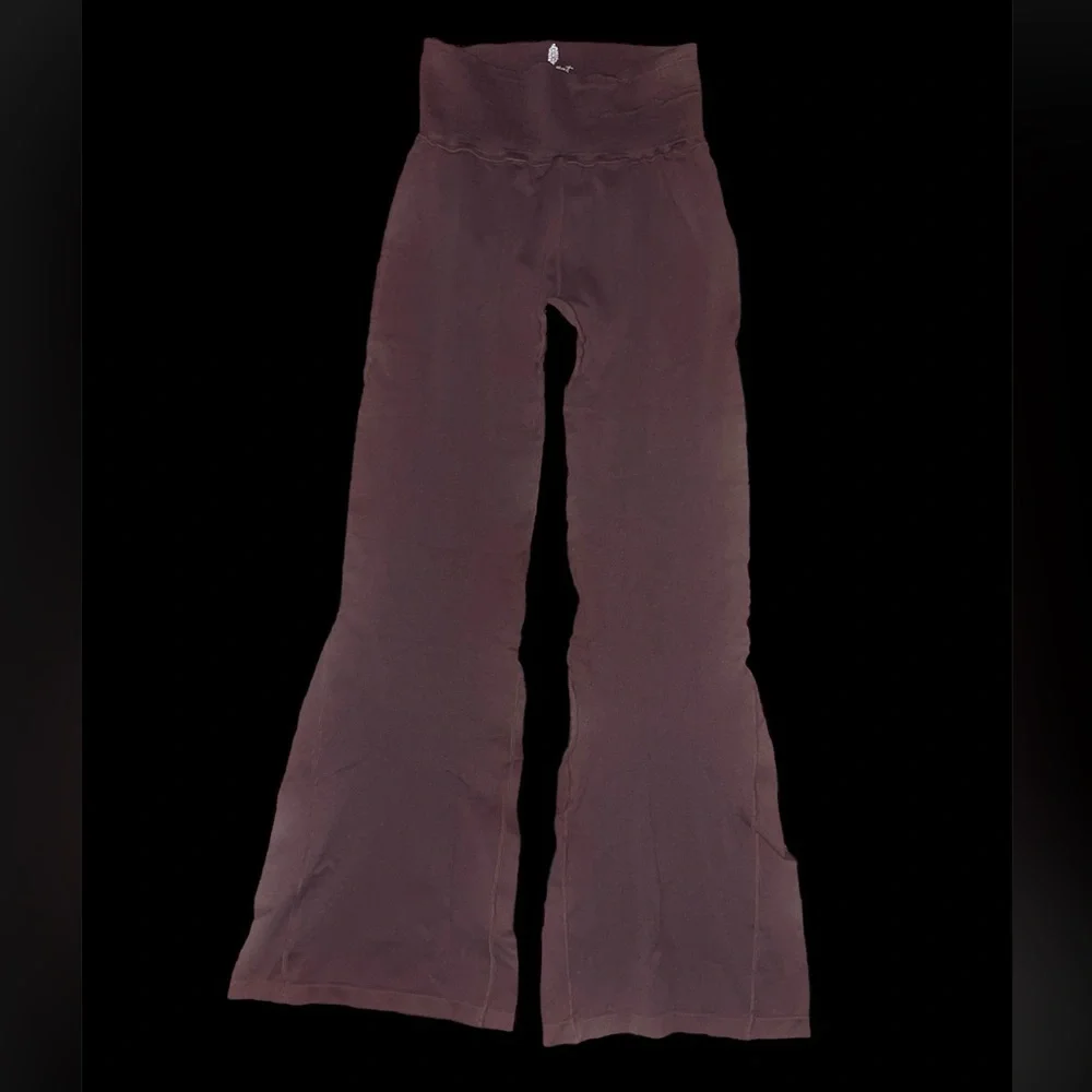 NWOT Free People Good Karma flare leggings